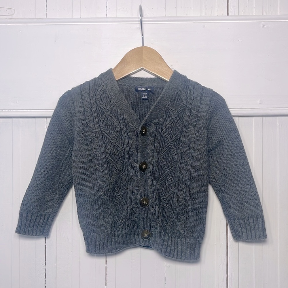 GAP EUC 100% Cotton Boys Gray Thick Cable Knit V Neck Button Down Cardigan